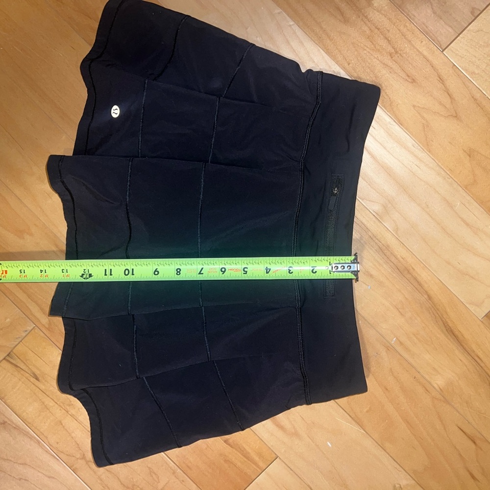 Black Lululemon tennis skirt size 6